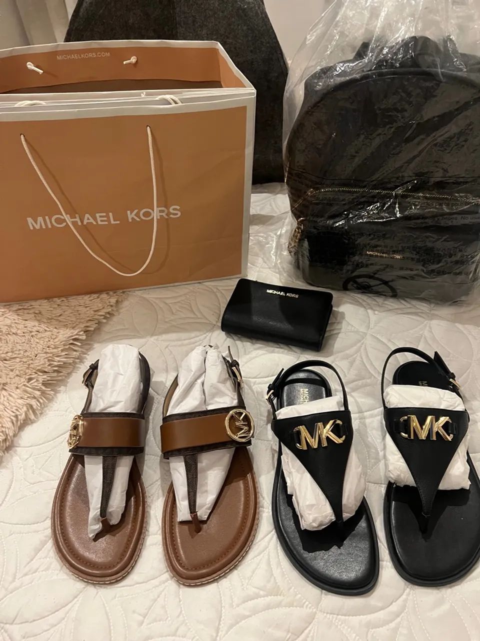 Sandálias Michael Kors MK - Foto 2