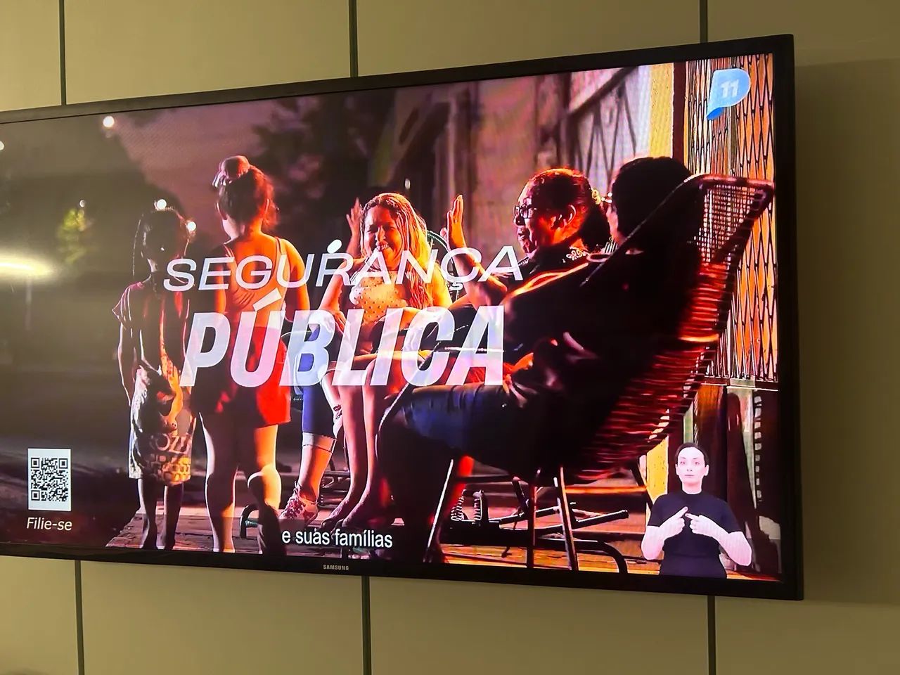 Smartv 43 polegadas  - Foto 4