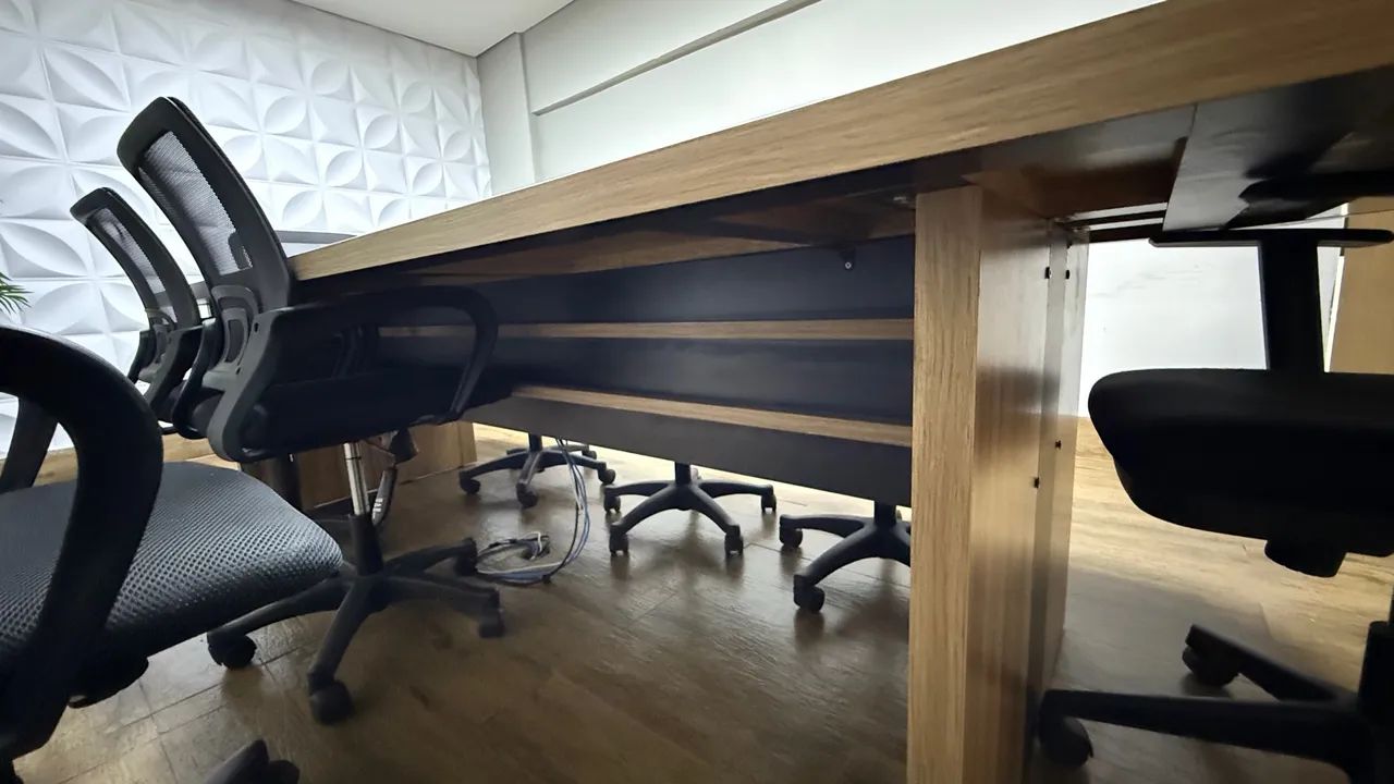 Mesa de Escritório grande para 8 pessoas - Foto 3