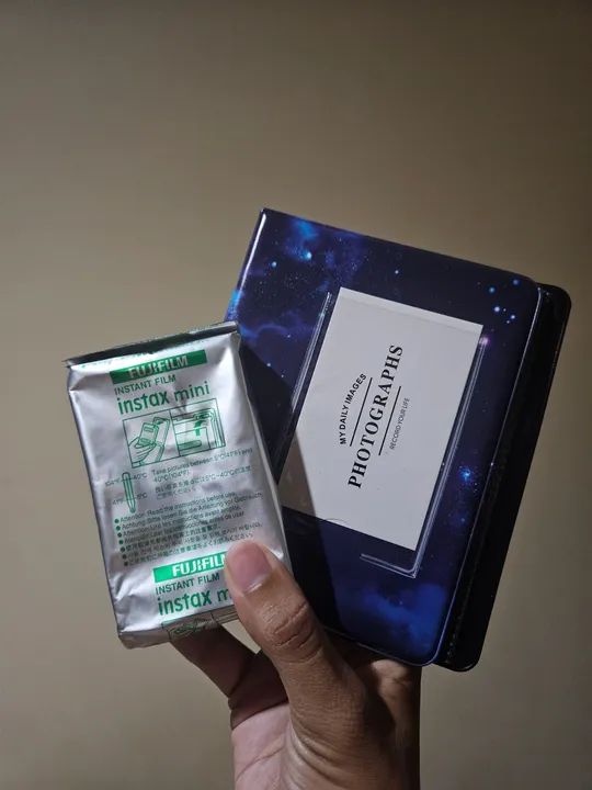 Impressora Instax Mini (seminova) + 1 filme de 10 fotos + 1 álbum de fotos - Foto 4