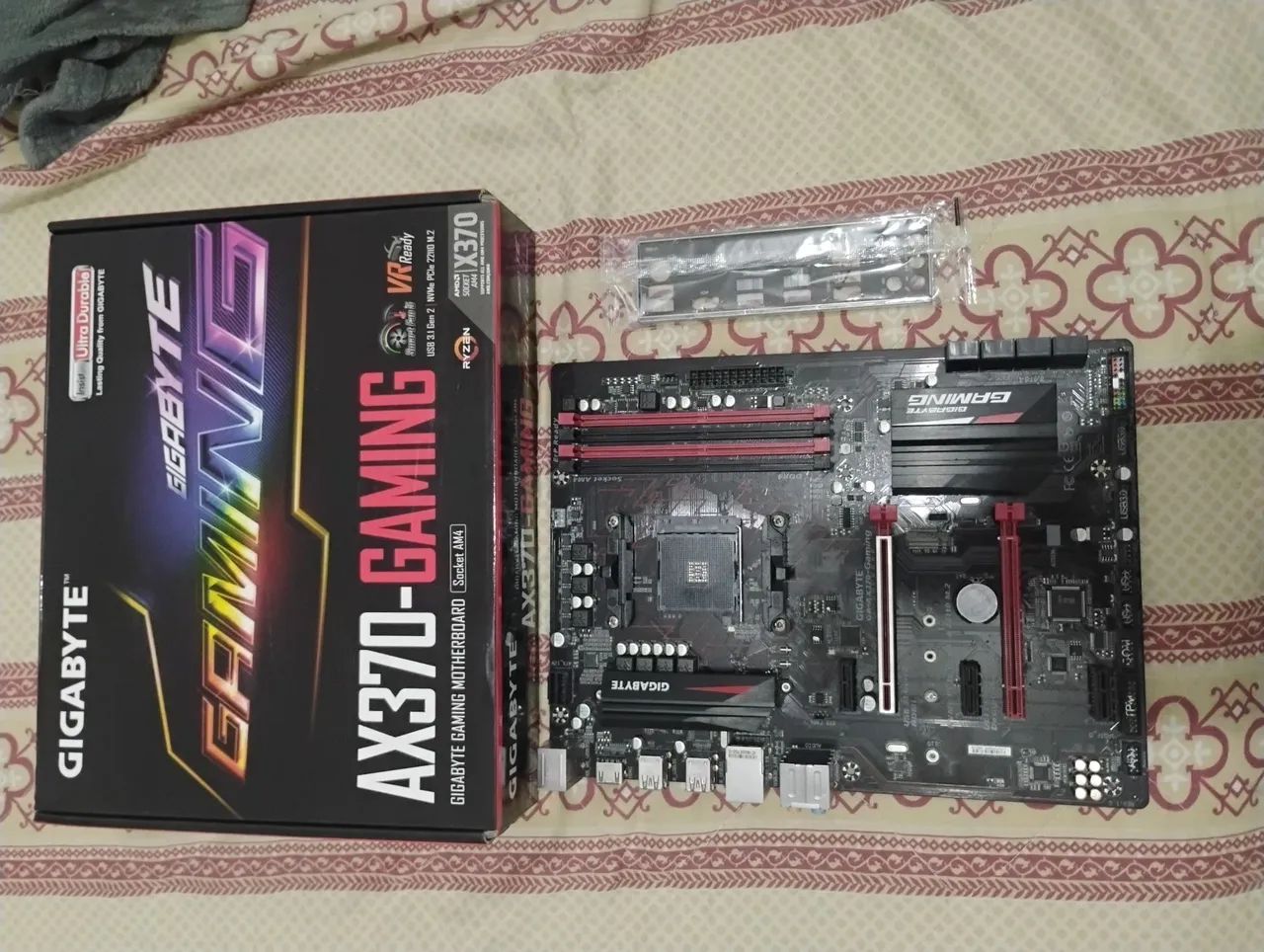 Placa mãe AM4.  X370-GAMING  (praticamente nova !!!) - Foto 4
