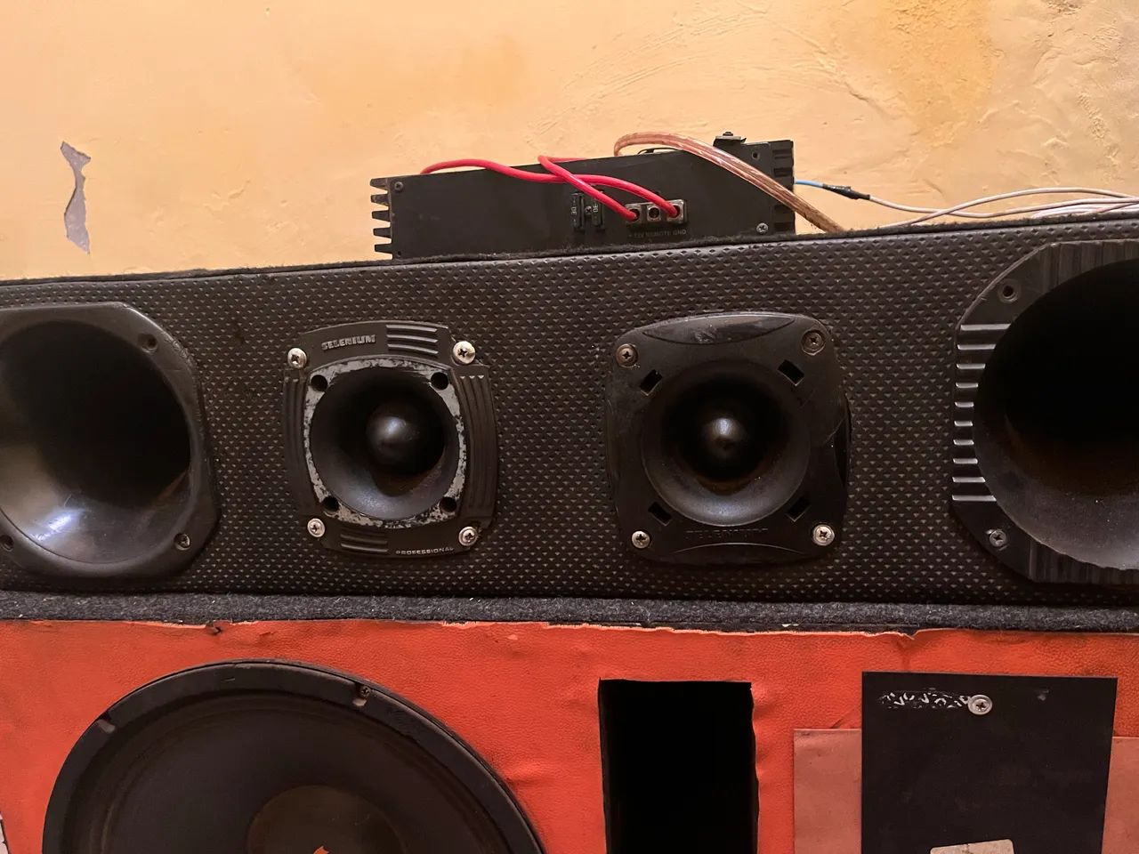 Preço a se combinar!! Pego algo em troca