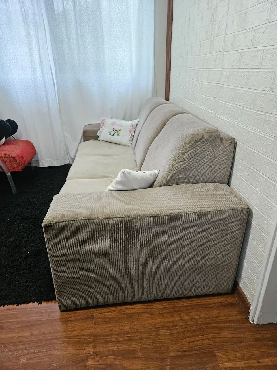 Sofá de três lugares  - Foto 2