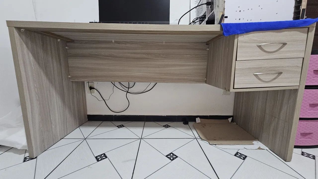 Mesa em MDF de 1,60m