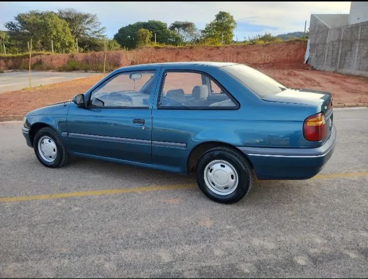 Volkswagen Logus 1.8 / CLI / CL 1994 - Foto 2