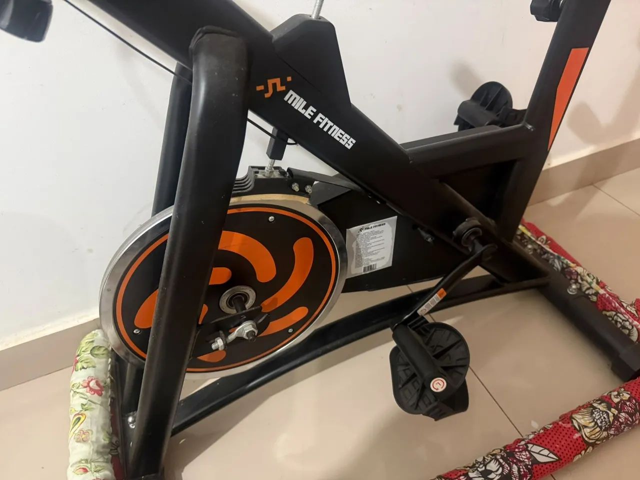 Vendo bicicleta ergométrica pouco usada