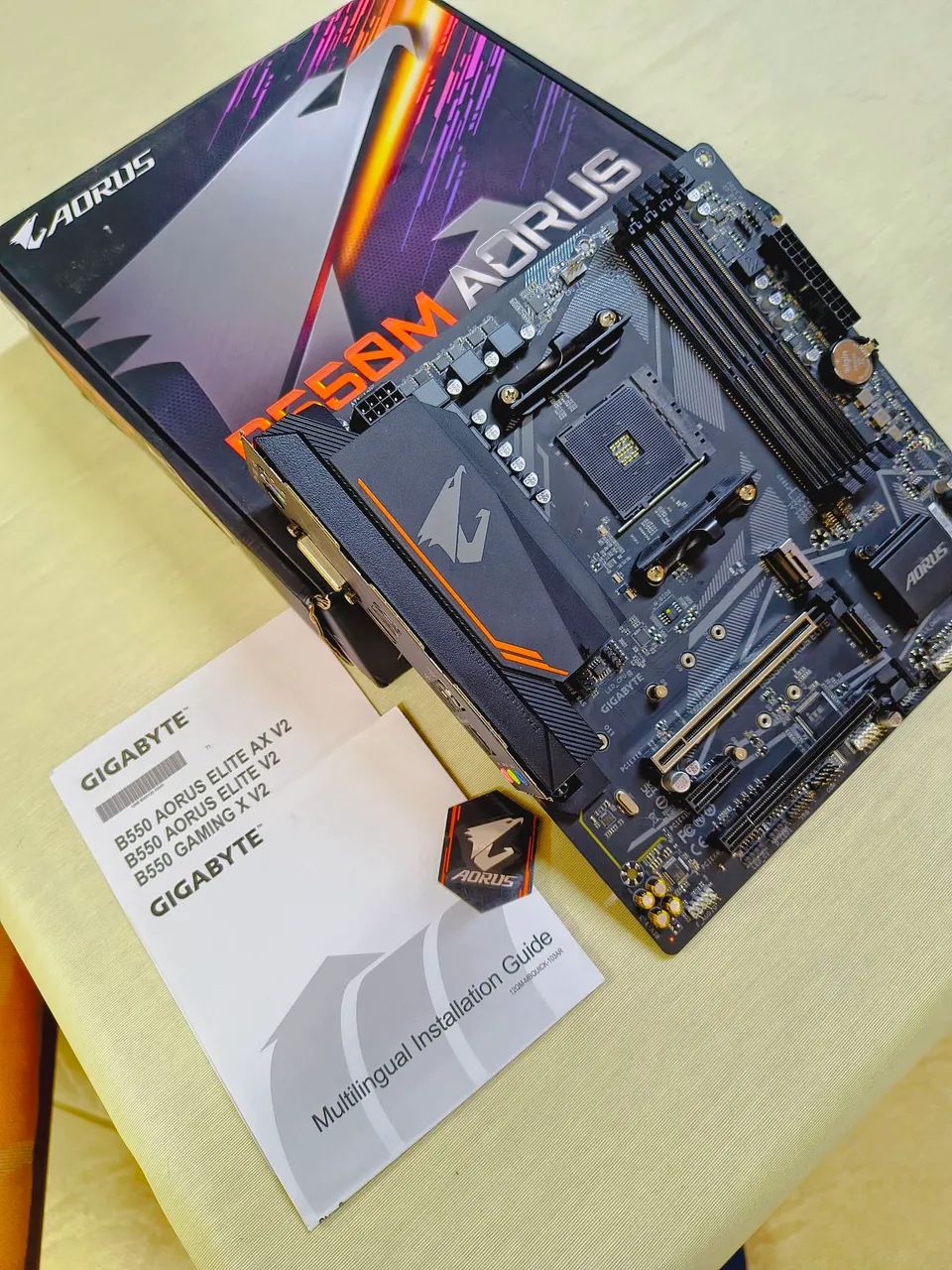 GIGABYTE B550M AORUS ELITE