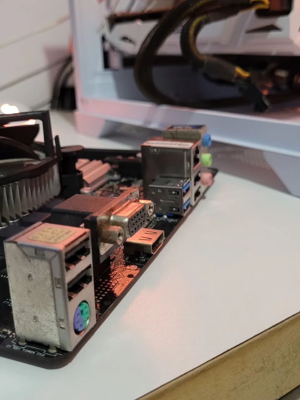 Placa mãe 1151 + i3 9100f - Funcionando perfeitamente | Ótimo estado  - Foto 4