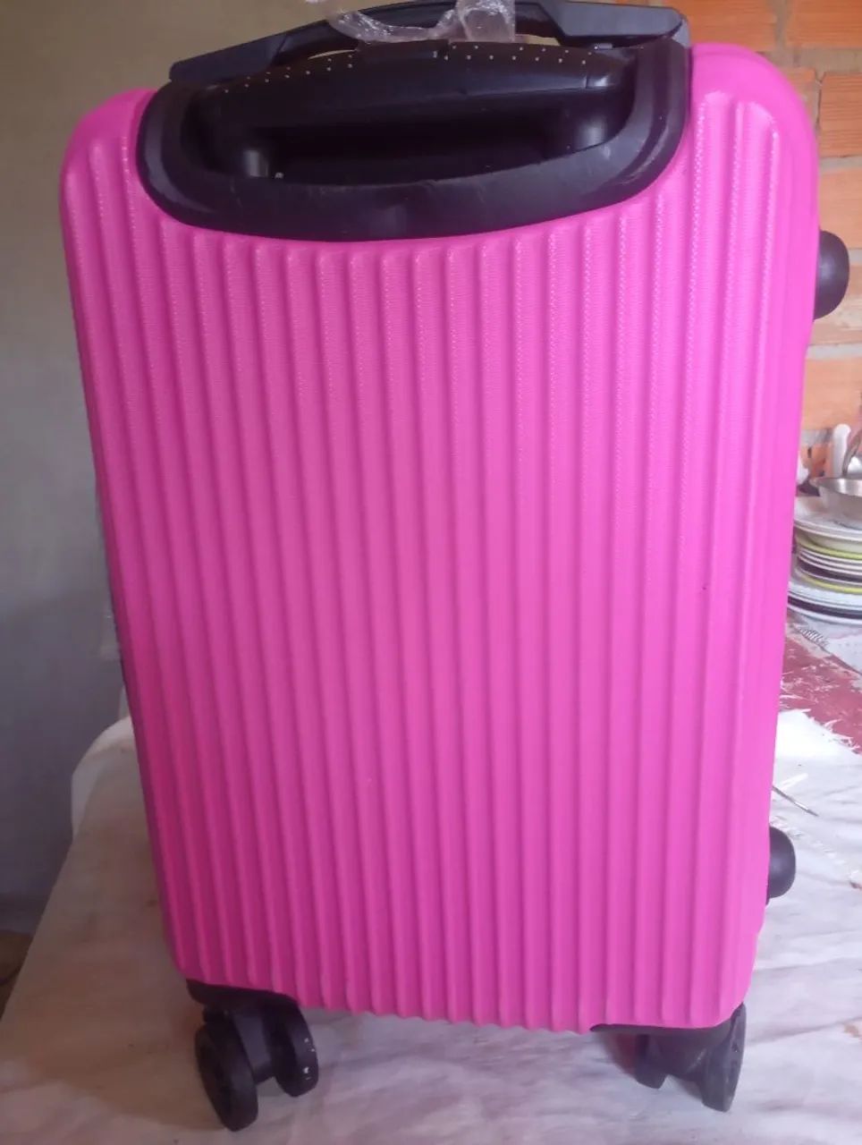 Mala usada uma vez ela e pequena - Foto 3
