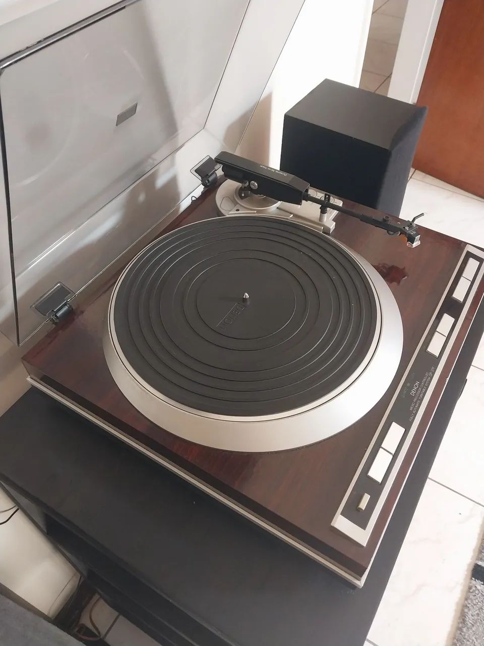 Toca discos Denon DP 37F super conservado  - Foto 4