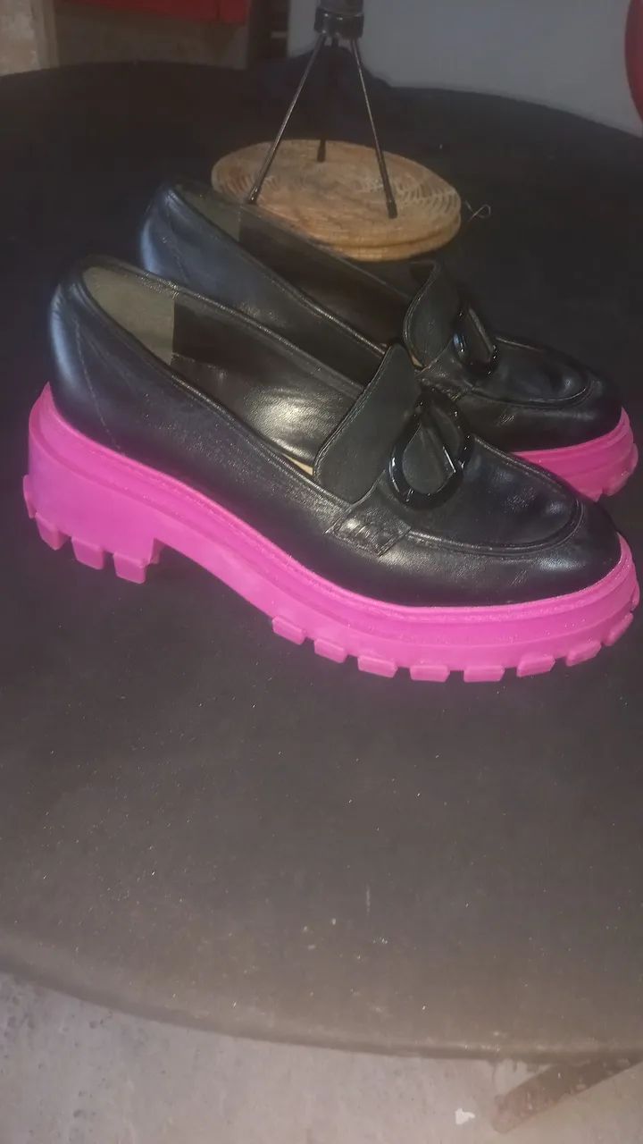 Mocassim Schutz com salto bloco tratorado na cor rosa - Foto 5