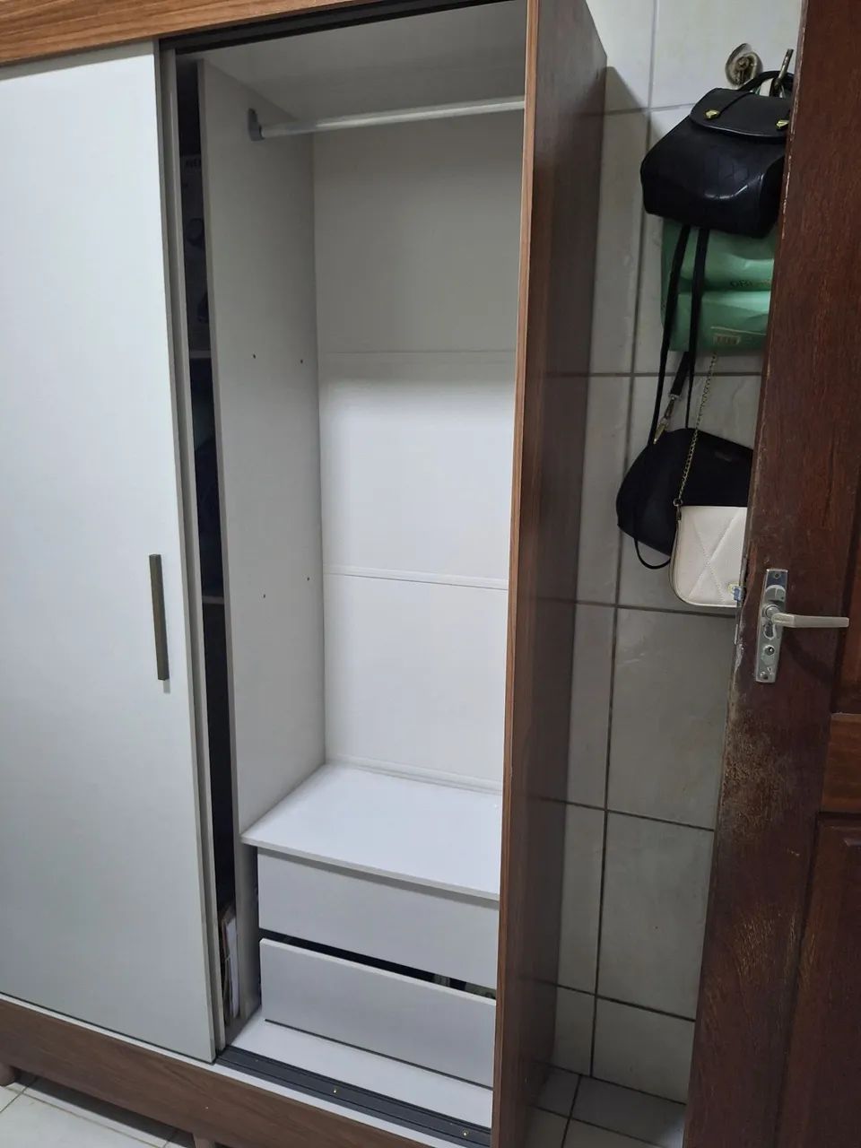 Guarda-roupa solteiro  - Foto 3