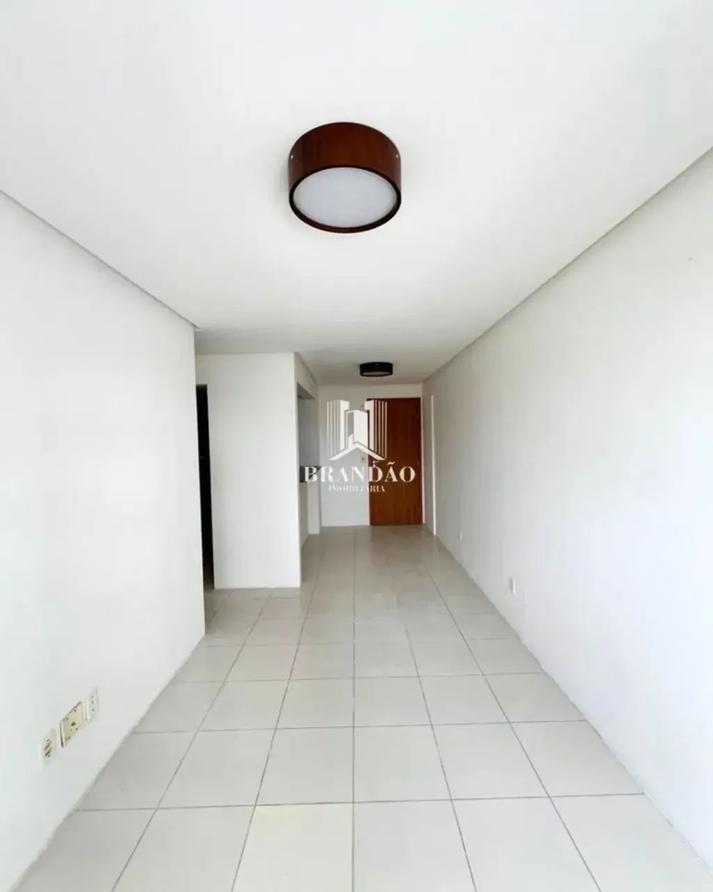 Apartamento 2 Quartos (1 Suíte)  Pátio / Antares, Maceió