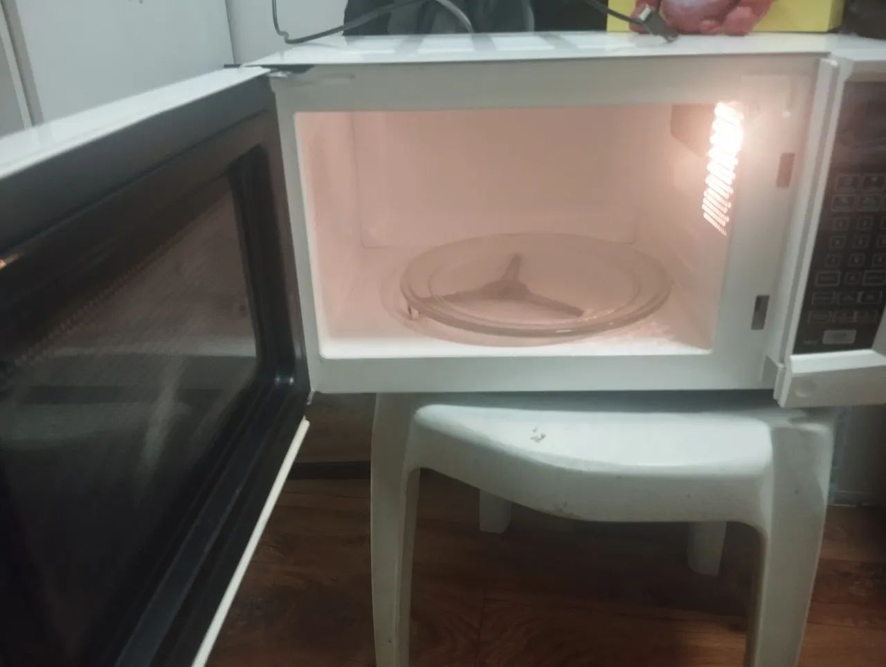 Vendo microondas com defeito  - Foto 2
