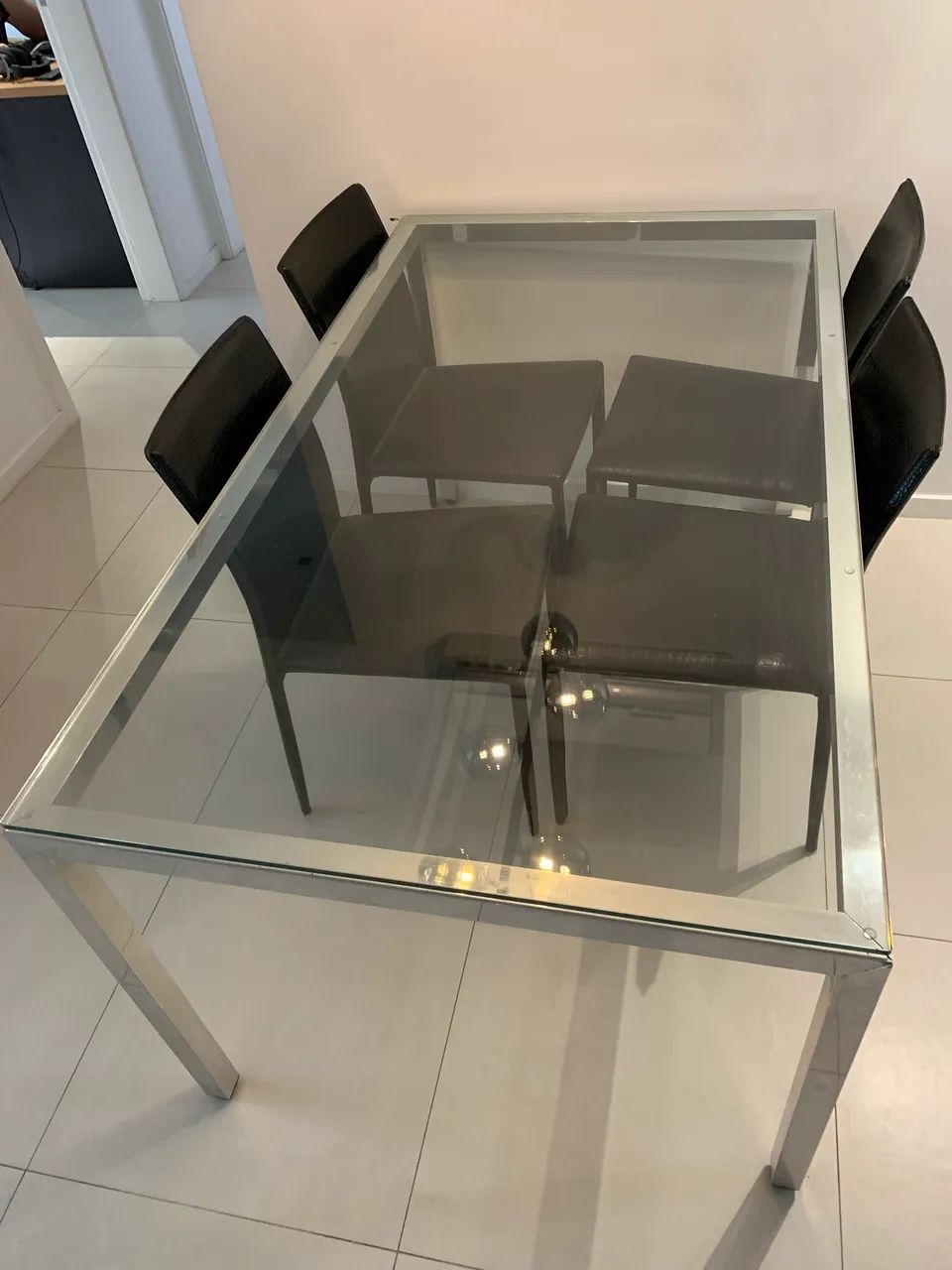 Mesa com 4 cadeiras  - Foto 3