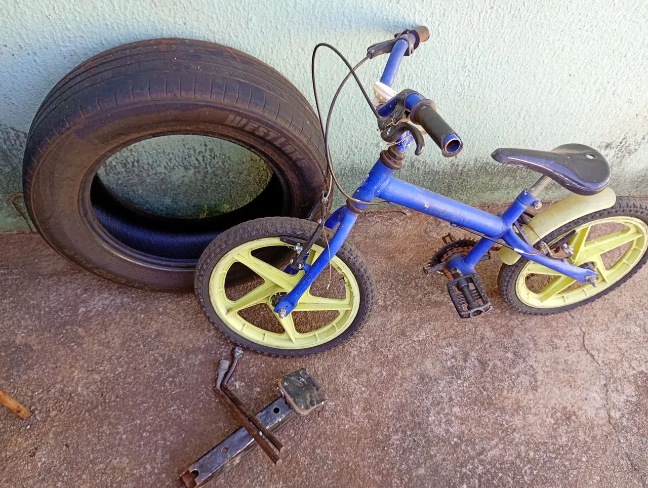 Bicicleta para concerto macaco com chaves e penu usado sem remendo  - Foto 2