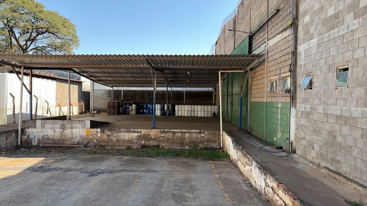 GALPÃO 300M2 NO BAIRRO INDUSTRIAL - Foto 3