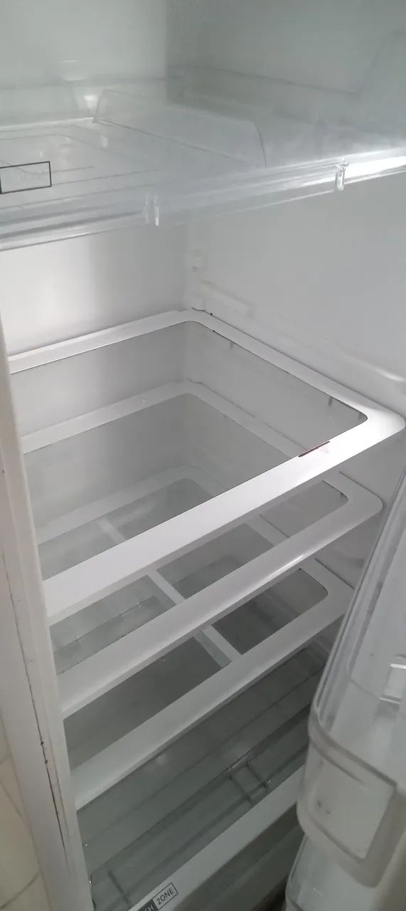 Geladeira brastemp duas portas em ótimo estado  - Foto 2