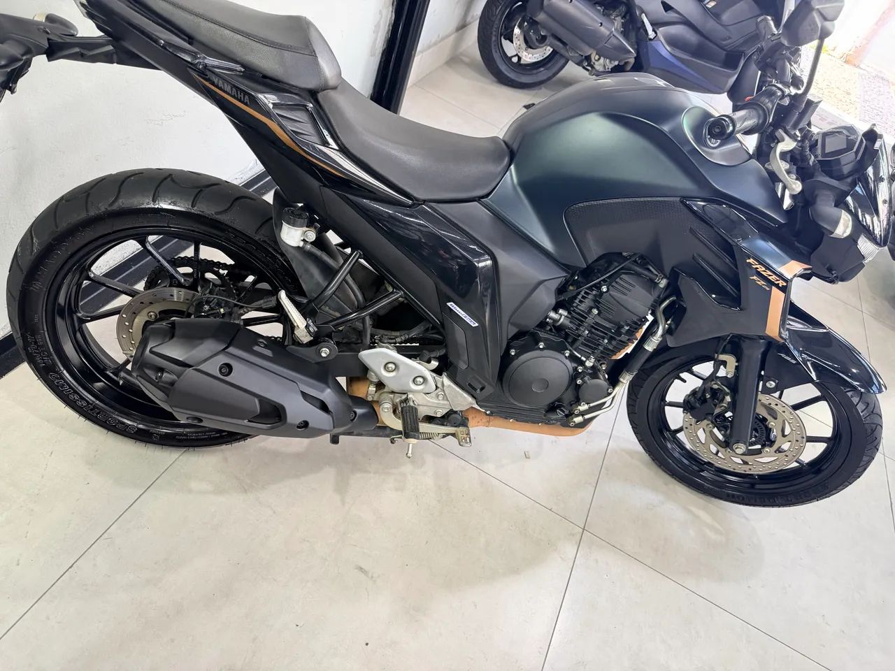 FAZER 250 ABS 2024 - Foto 5