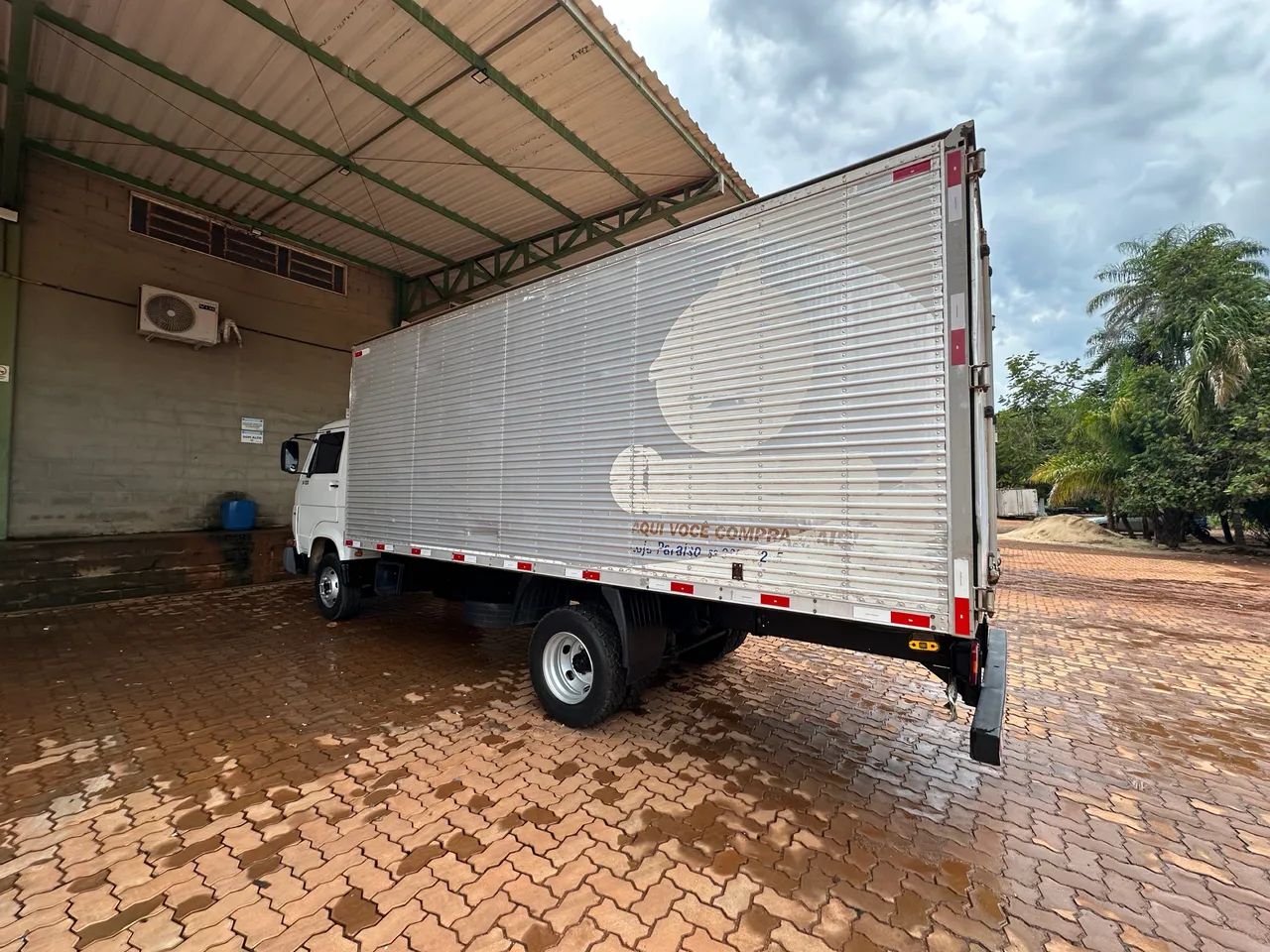 Caminhão 8-120 Baú - Foto 7