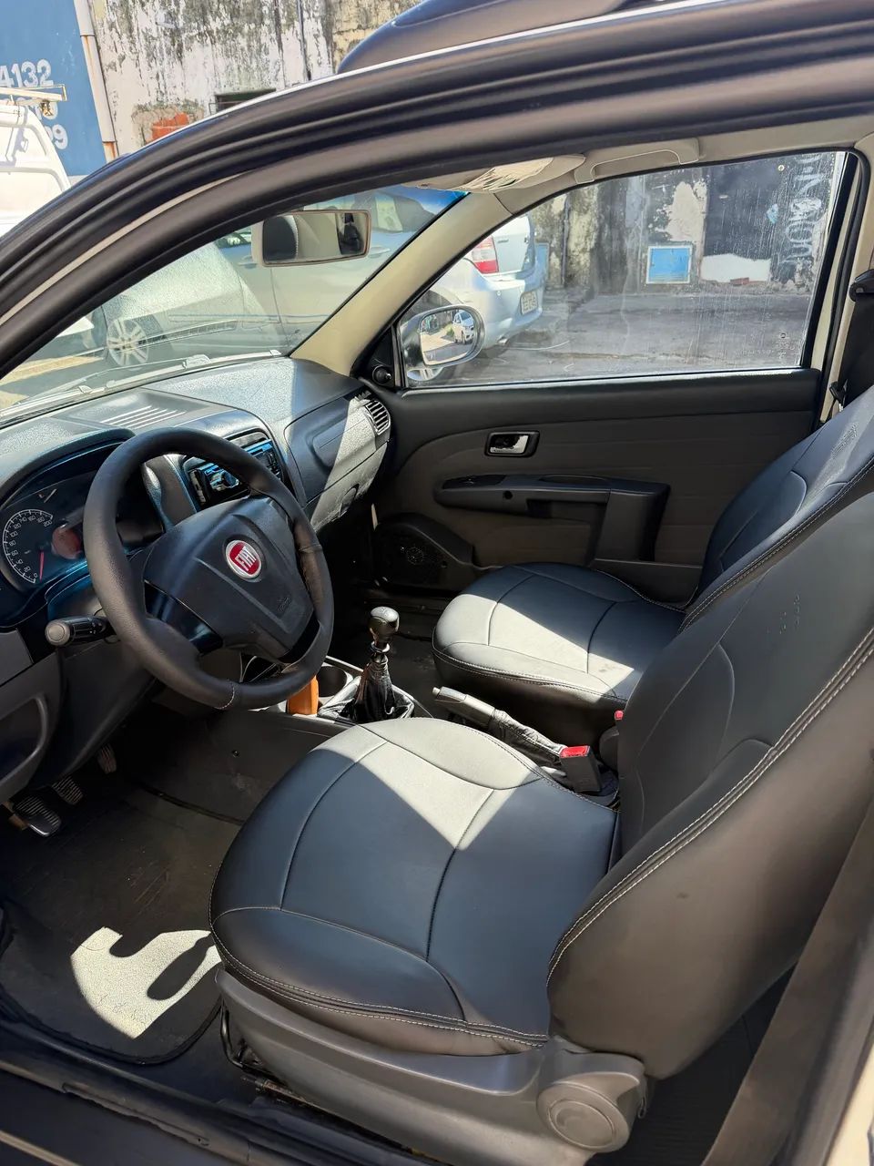 Fiat Strada Working Celeb.1.4 Fire Flex 8V CE 2014 - Foto 2
