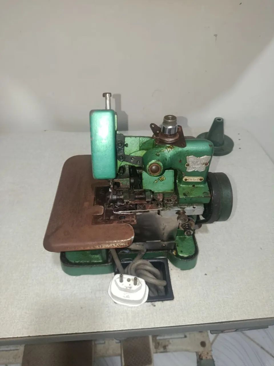 Máquina averlock chinesinha - Foto 2