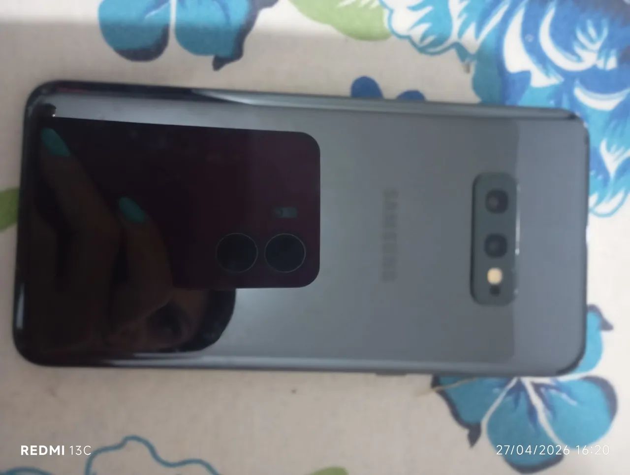 Vendo celular Samsung Galaxy S10e 