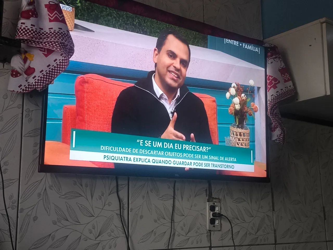 Tv TCL 42 poelgadas