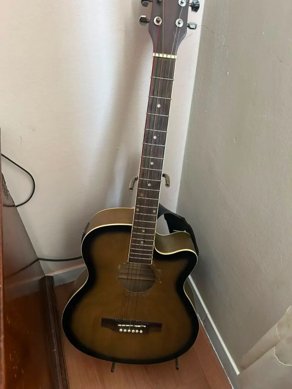 Violão elétrico aceito troca 