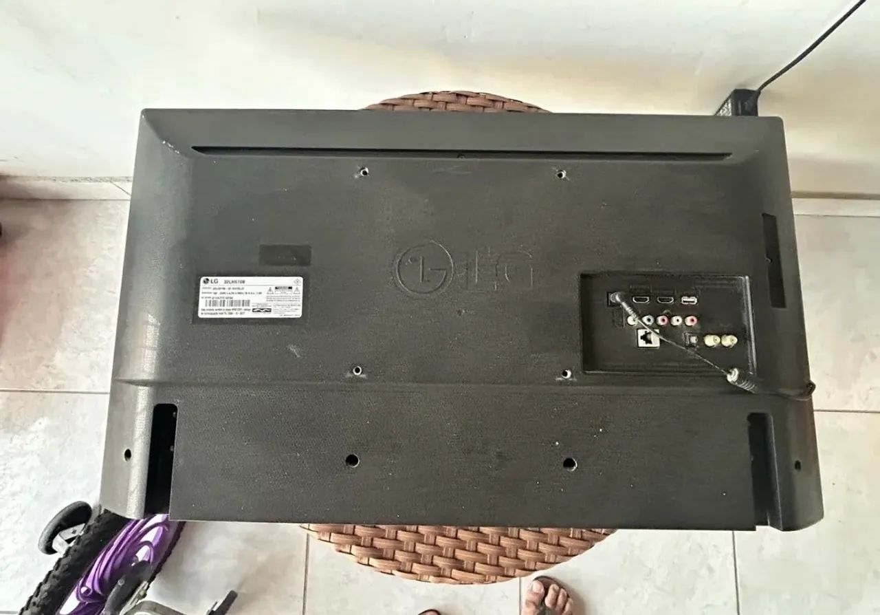 Smart TV 32 Pol LG (com defeito na tela)  - Foto 2