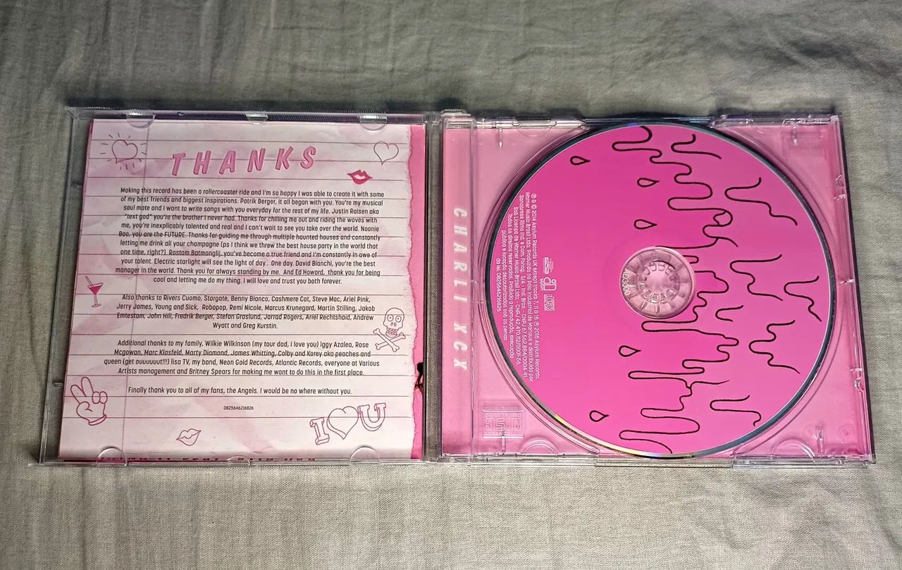 CD Charli XCX - Sucker - Foto 3