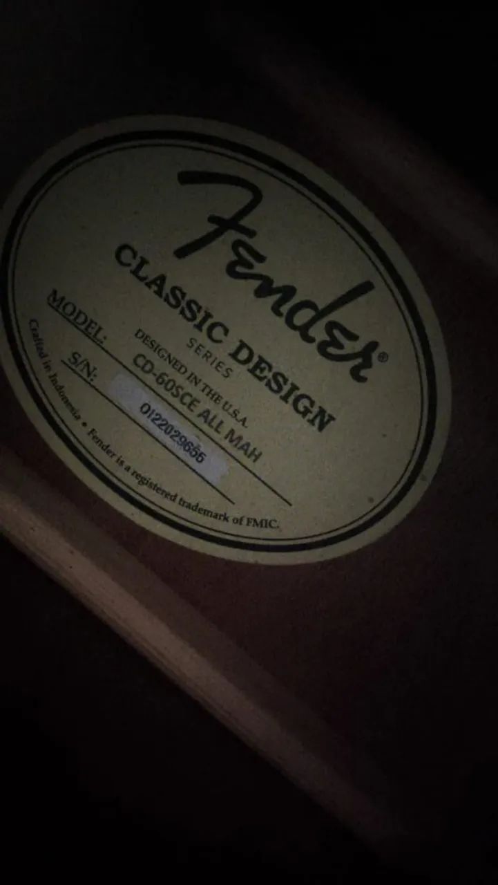 Violão Fender CD60SCE 