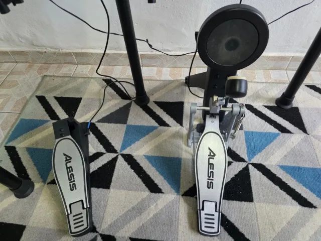 Bateria Eletrônica Nitro Mesh Alesis - Foto 4