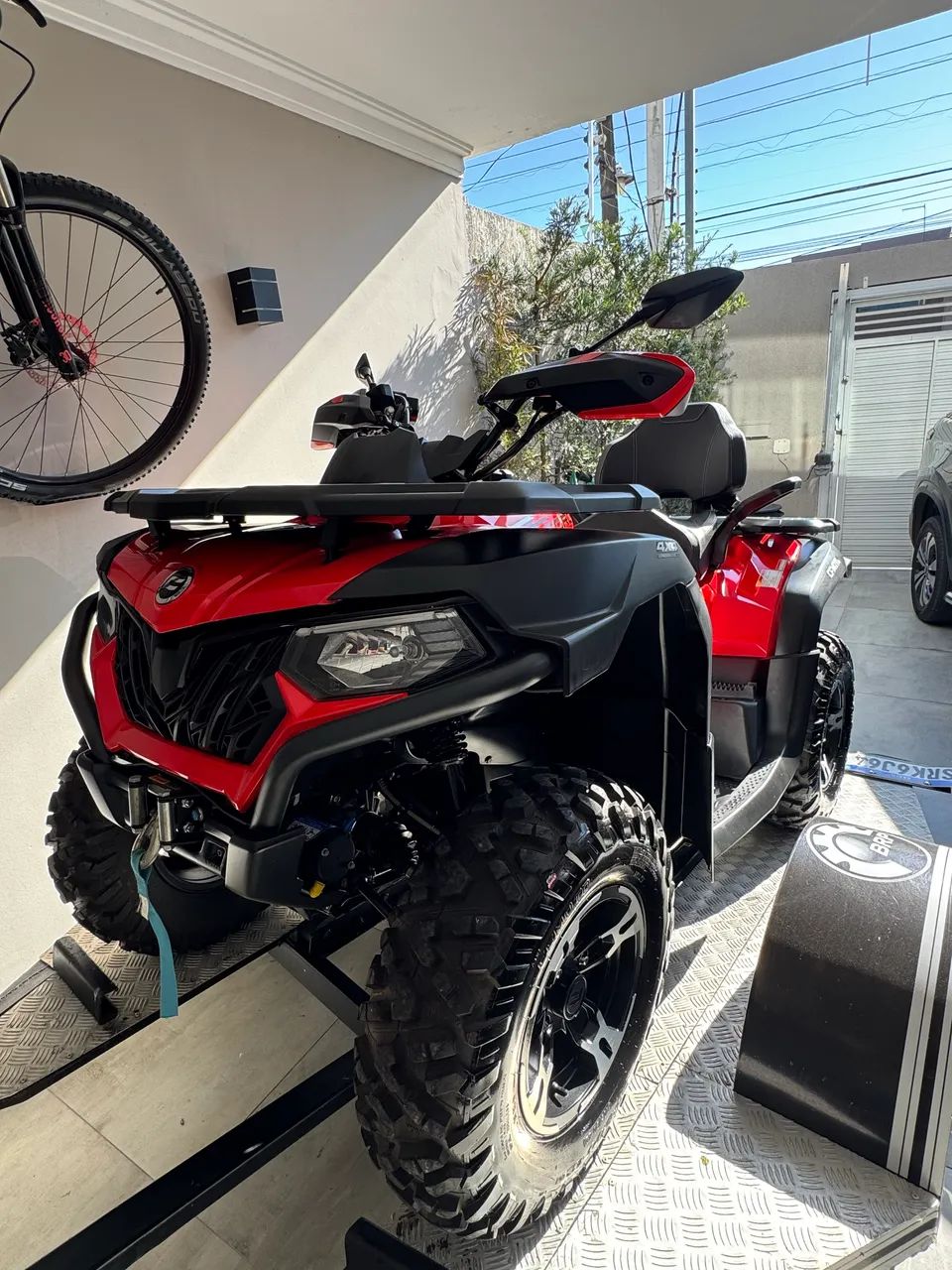 Quadriciculo CFORCE 625 touring - Foto 5