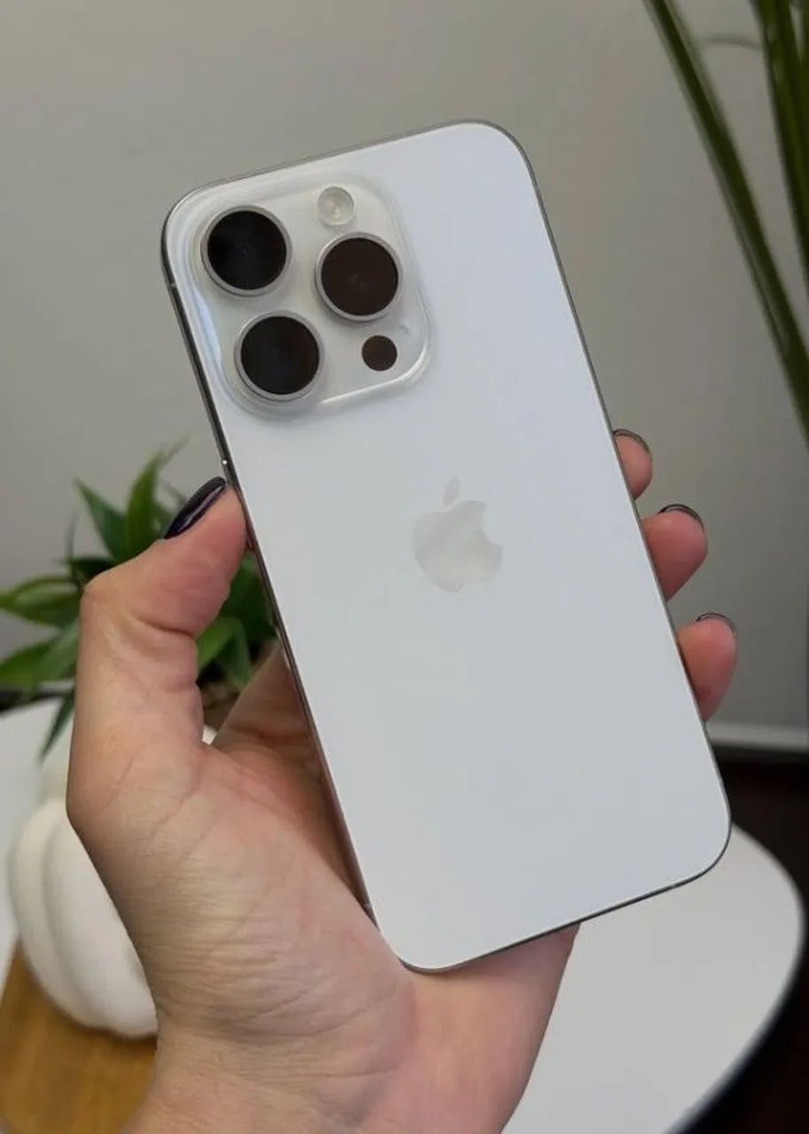 iPhone 15 Pro Branco 128 GB 6 meses de garantia 