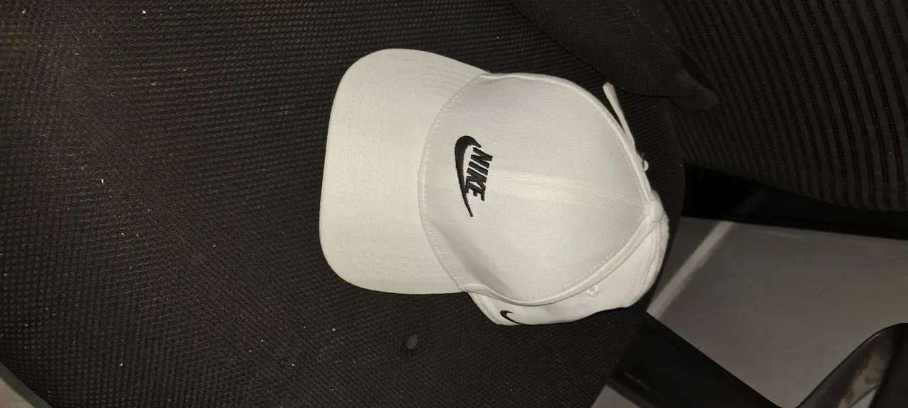 Boné Nike Branco