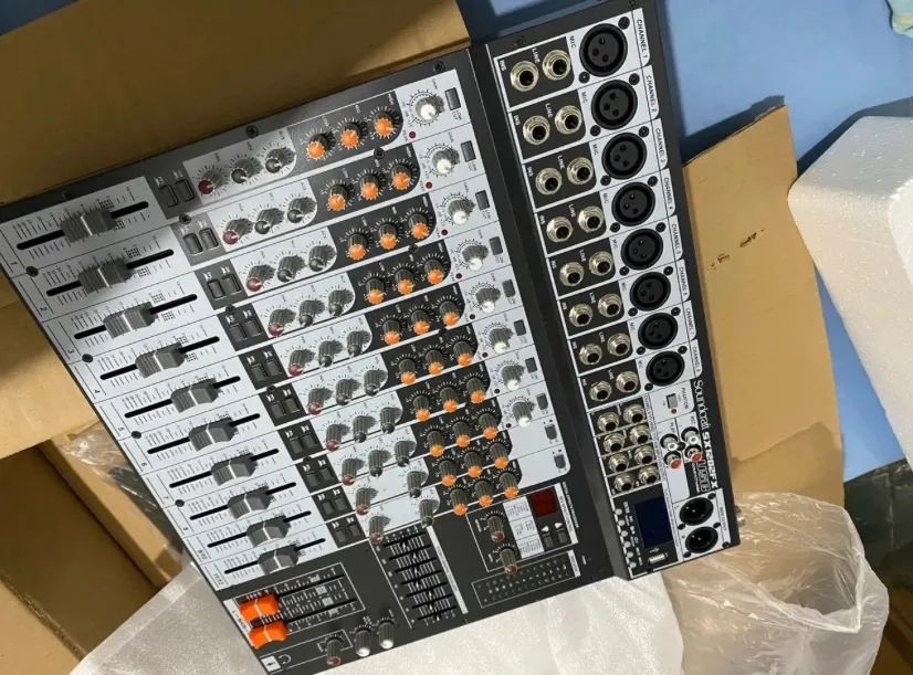 Mesa de Som Soundcraft 1202fx-USB