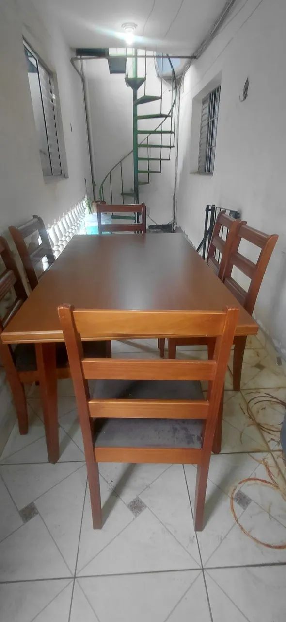 Mesa de jantar 6 cadeiras semi nova sem detalhes  - Foto 4