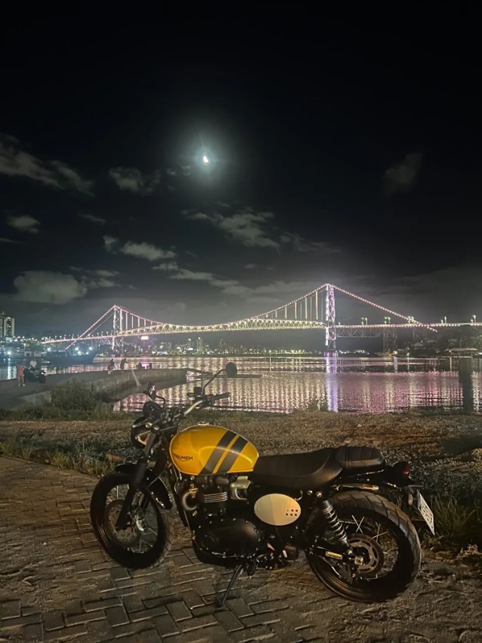 Triumph Scrambler 900cc 2024 - Foto 2