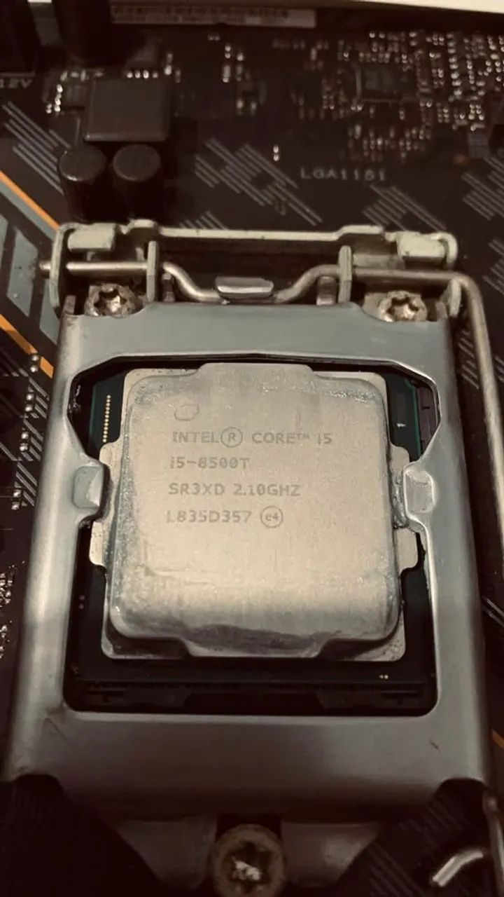 Placa mãe Asus + Processador i5 oitava geração - Foto 3