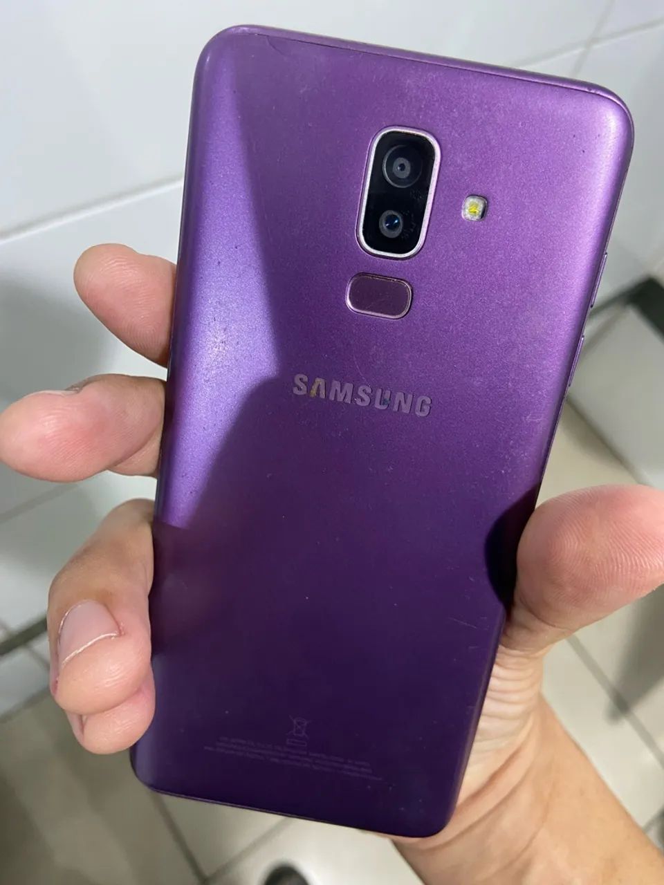 Samsung Galaxy J8 - Foto 2