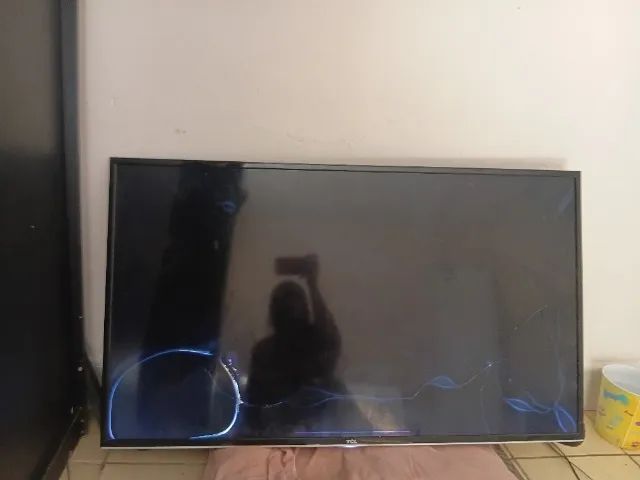 Tv TCL 49 polegadas com defeito - Foto 5