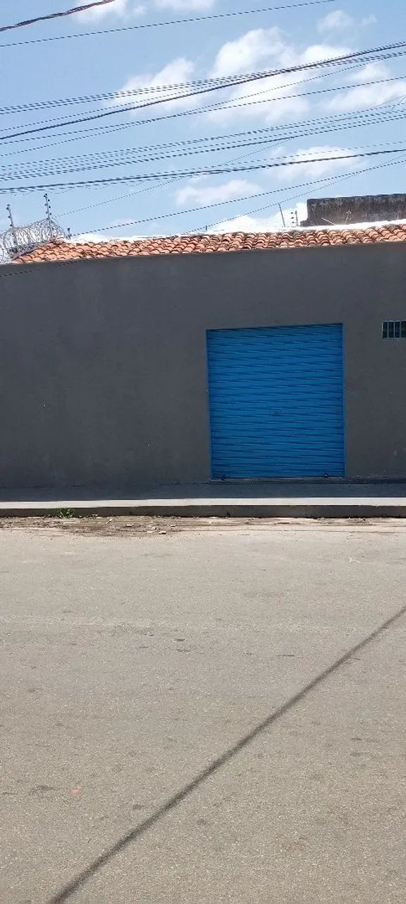 Alugo ponto comercial bem localizado próximo à Avenida principal 