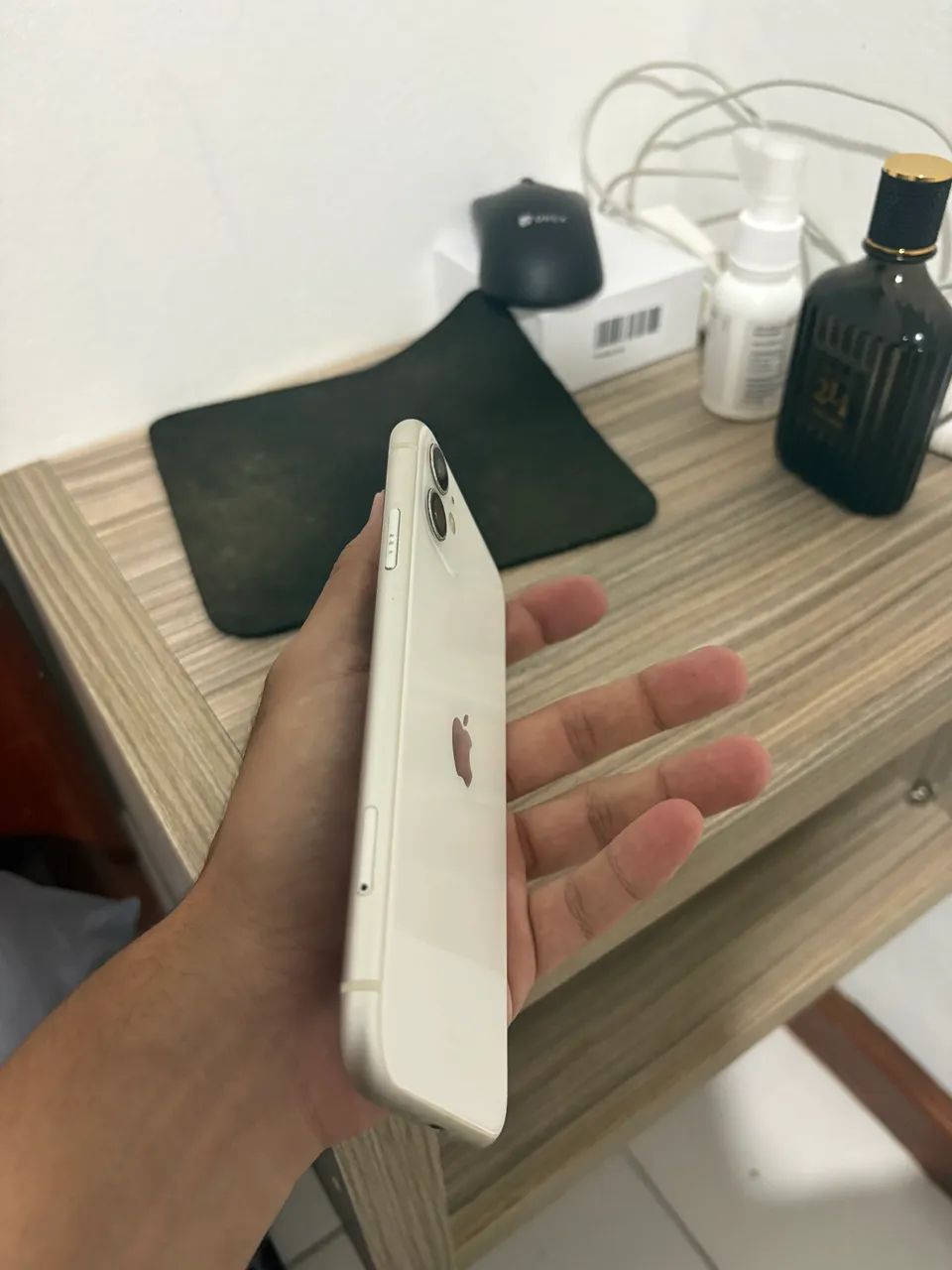 iPhone 11 64gb branco - Foto 2