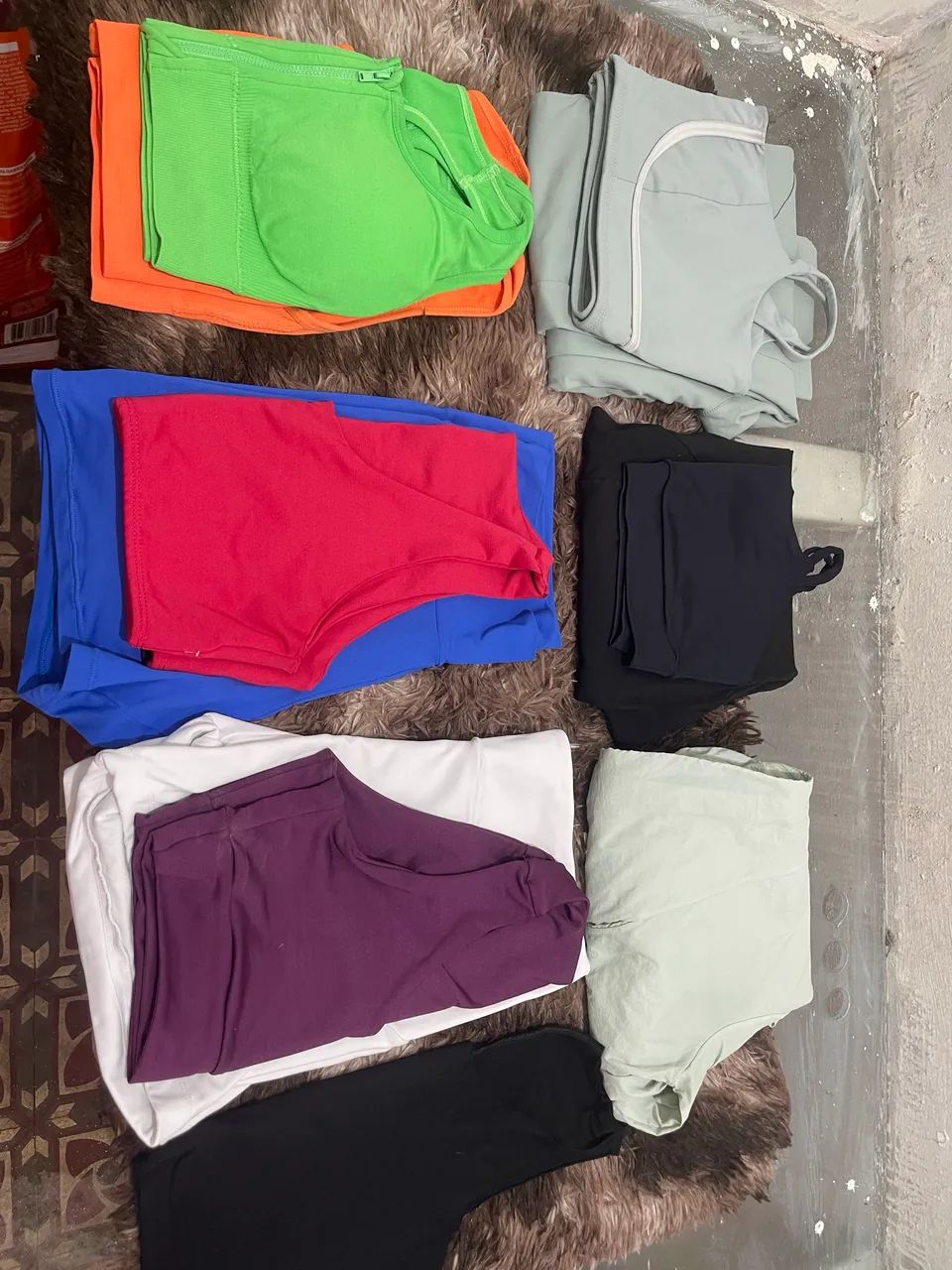 Roupas de academia 