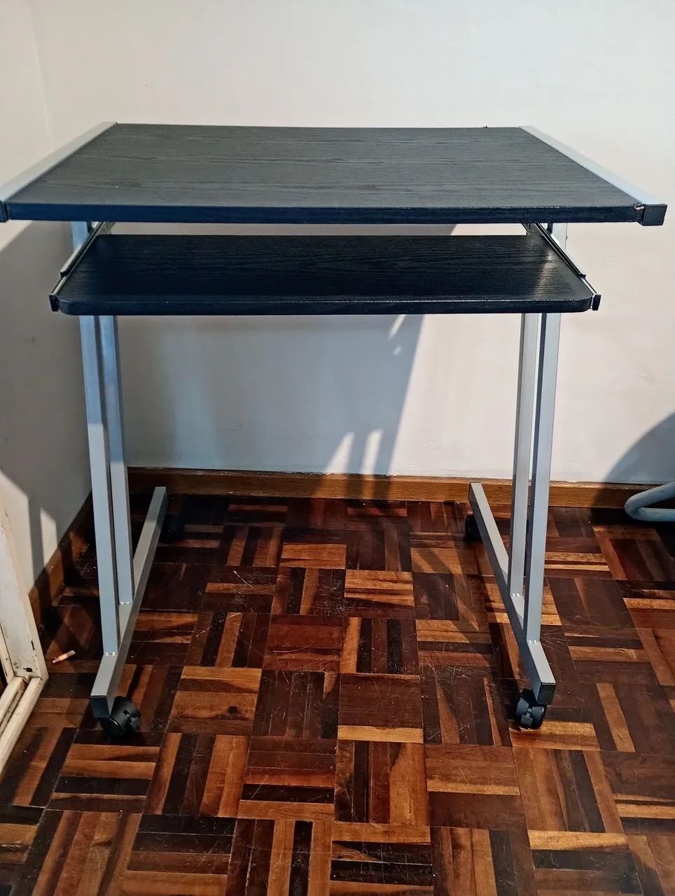 Mesa para Computador - Excelente Estado - Foto 2