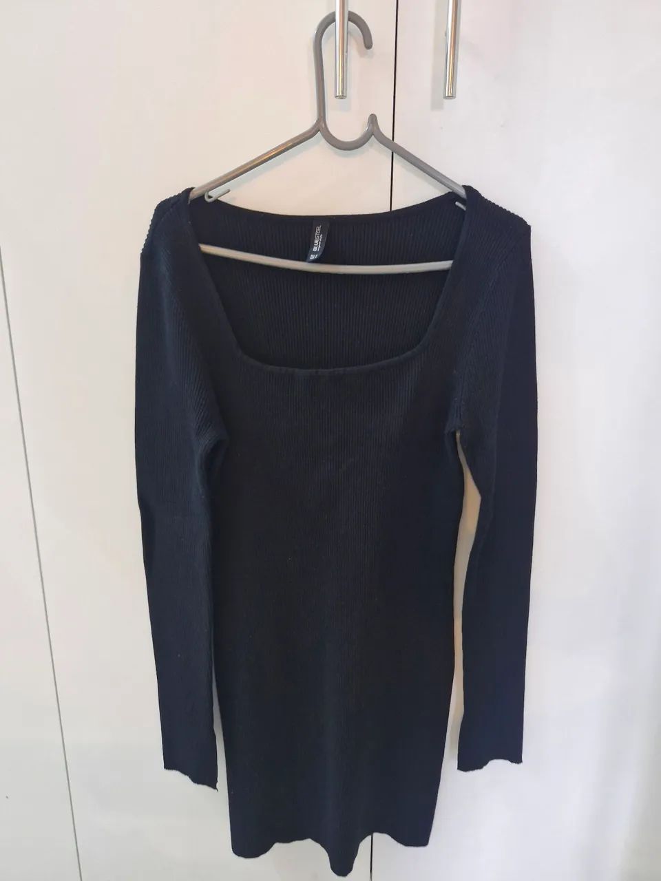 Vestido Preto Manga Longa