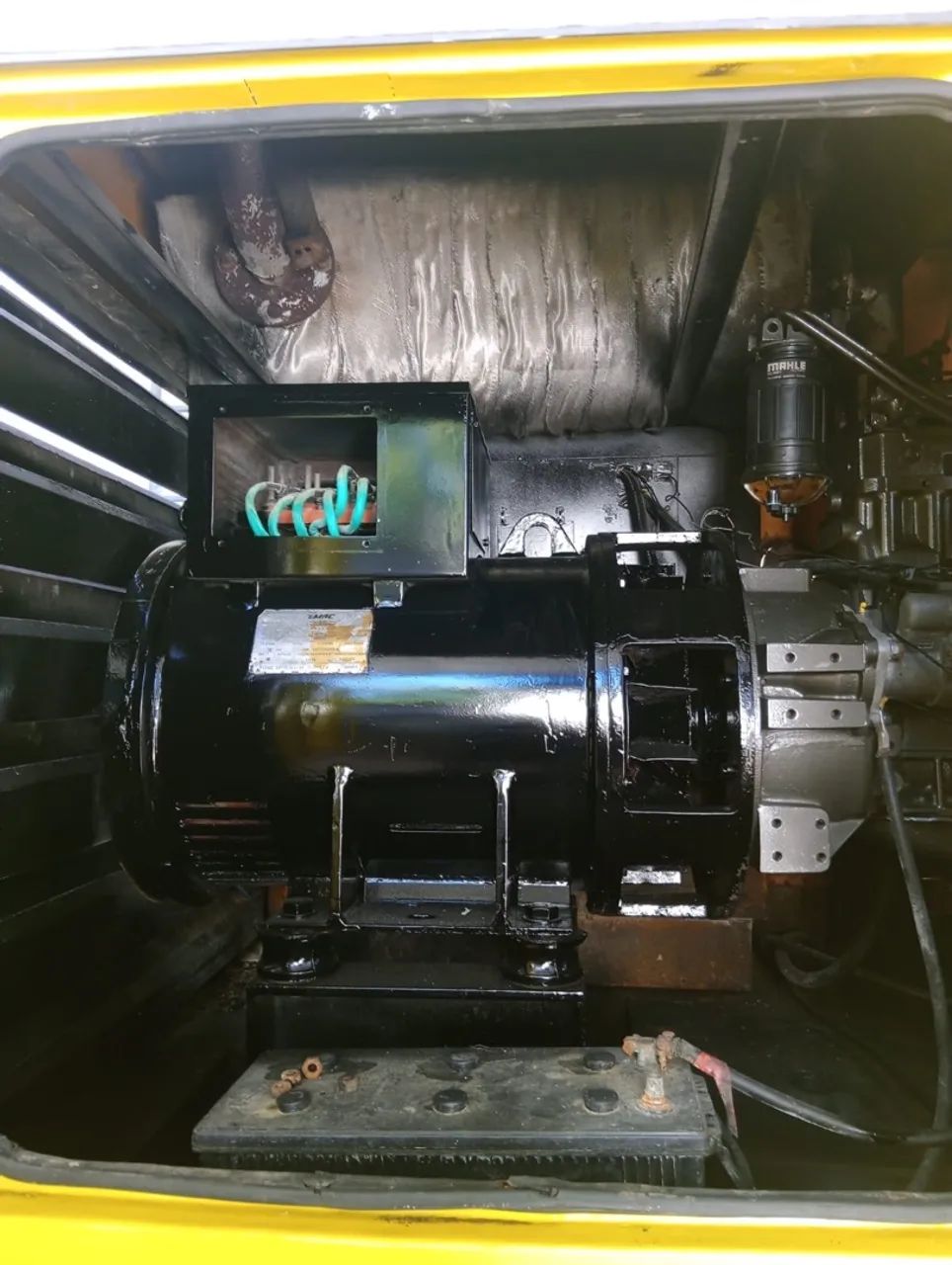 Gerador 180 kVA cabinado - Foto 4