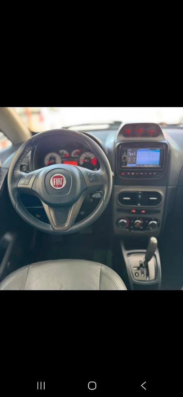 Fiat Idea Adv./ Adv.lock.dualogic 1.8 Flex 5P 2014 - Foto 4