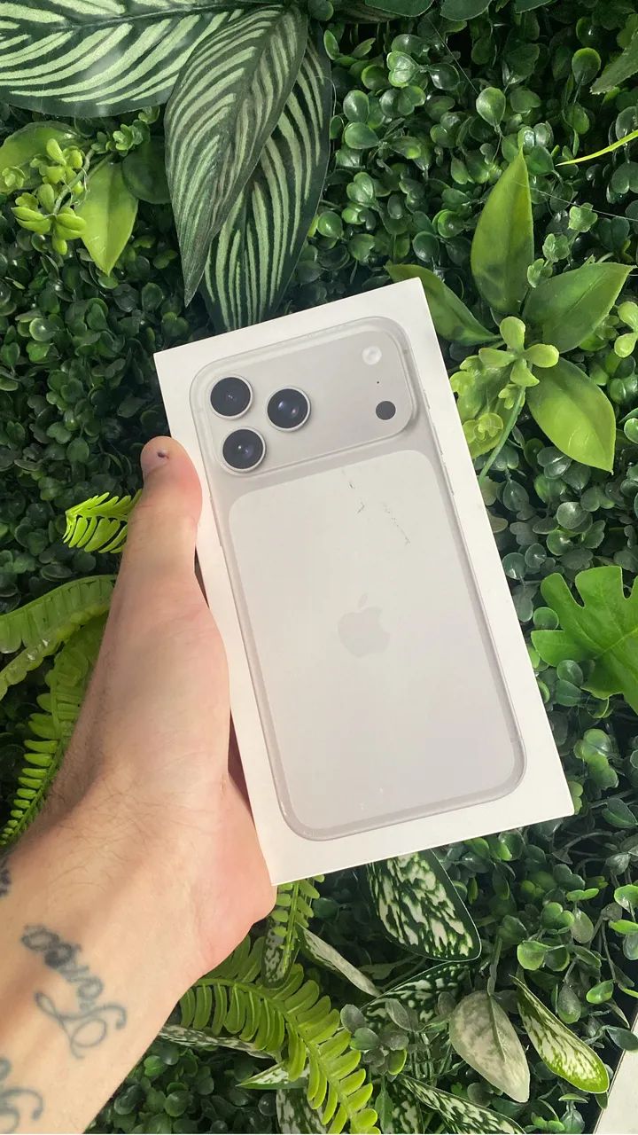 iPhone 17 pro max 256 lacrado silver  - Foto 2